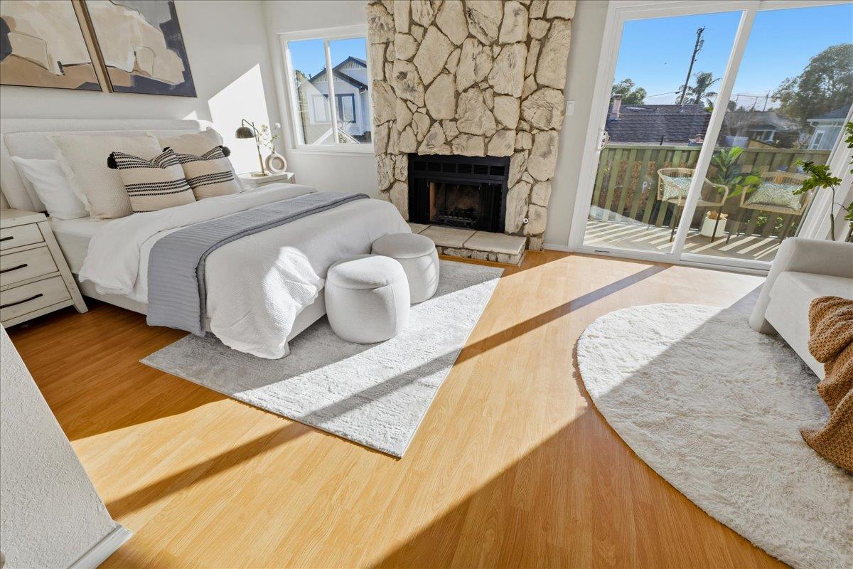 275 South Bayview Avenue N