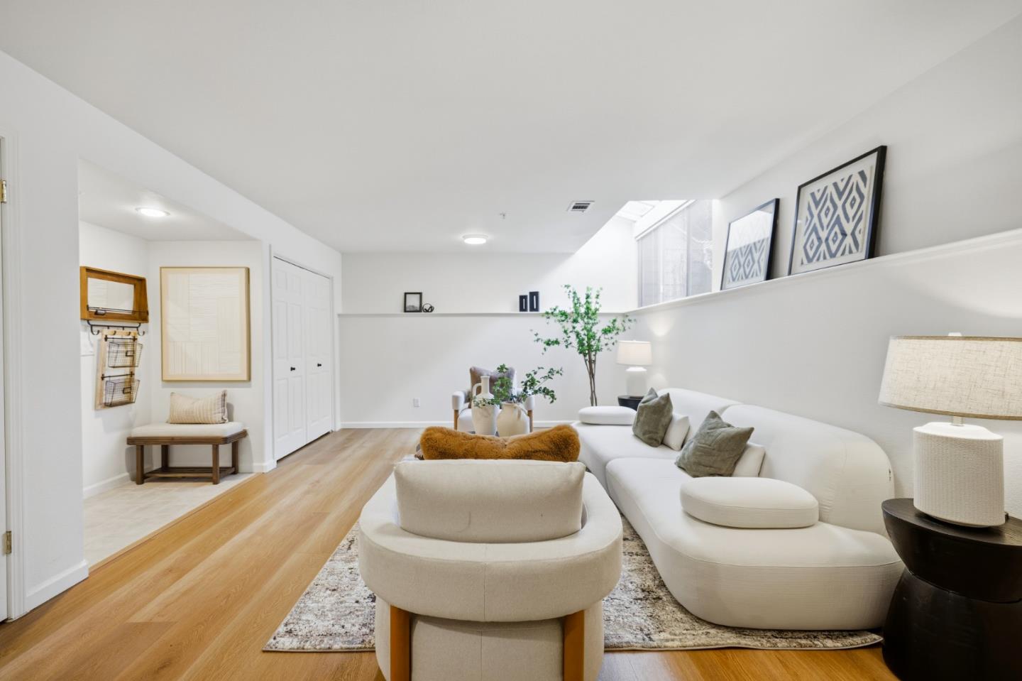 1152 La Rochelle Terrace F