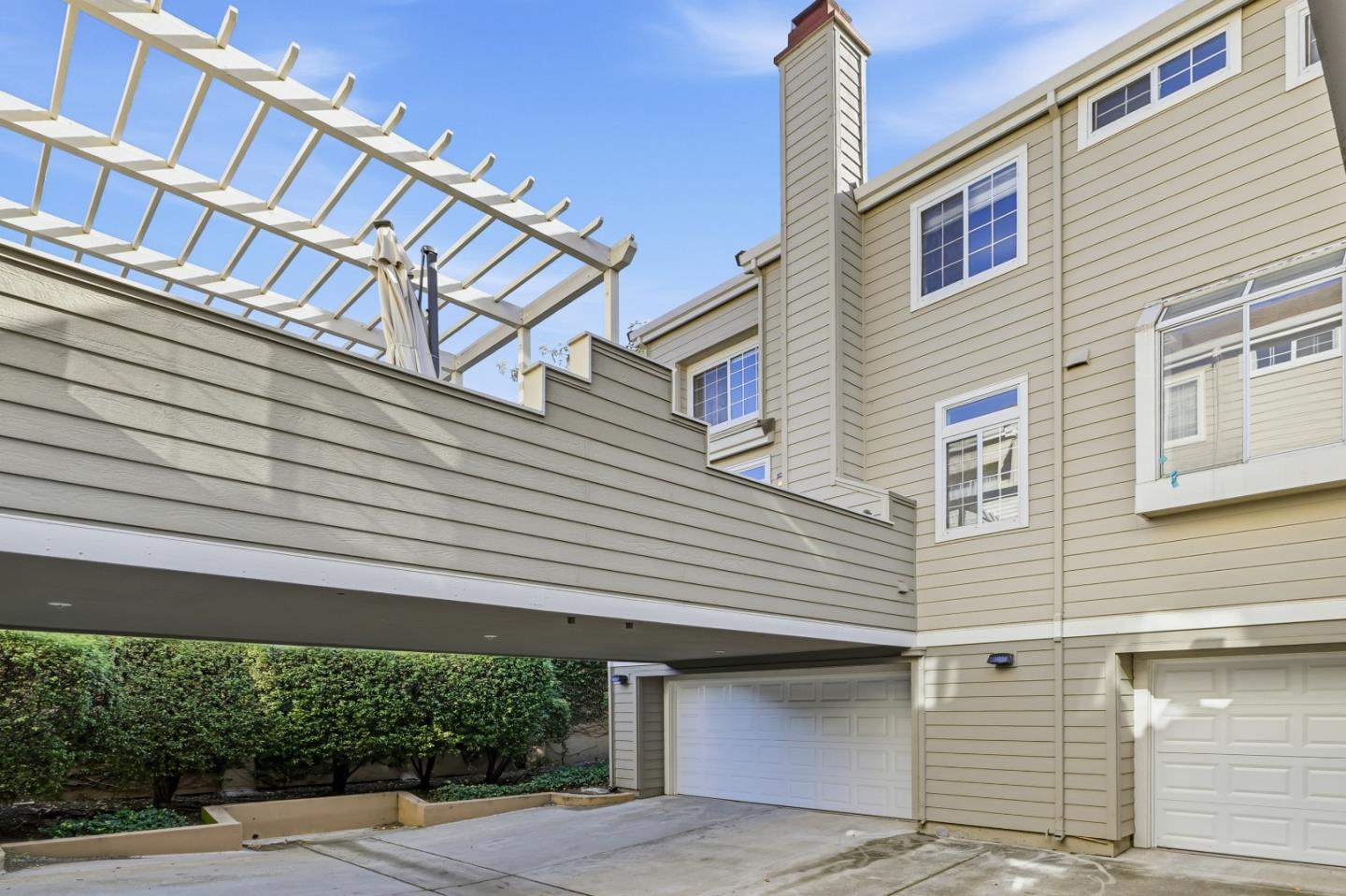 1152 La Rochelle Terrace F