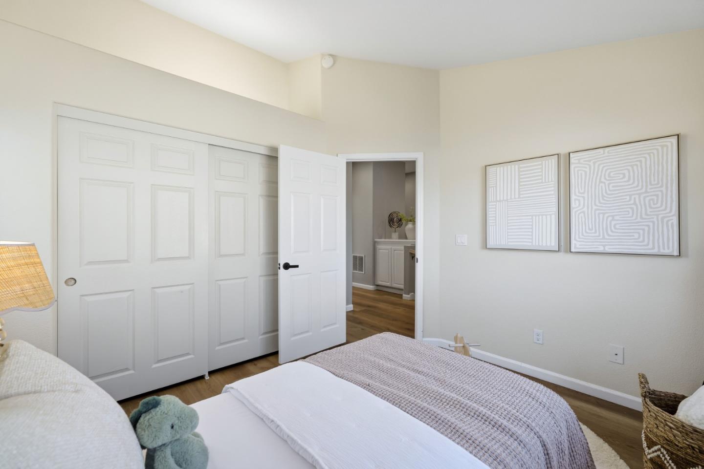 1152 La Rochelle Terrace F