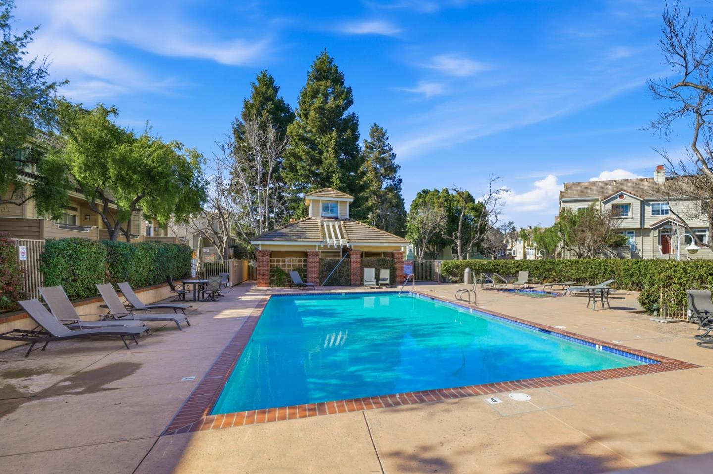 1152 La Rochelle Terrace F