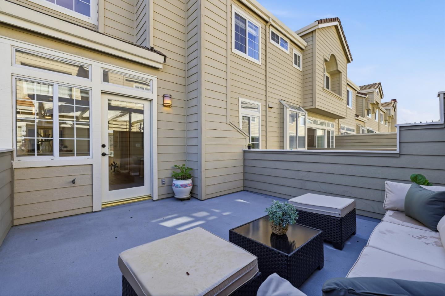 1152 La Rochelle Terrace F