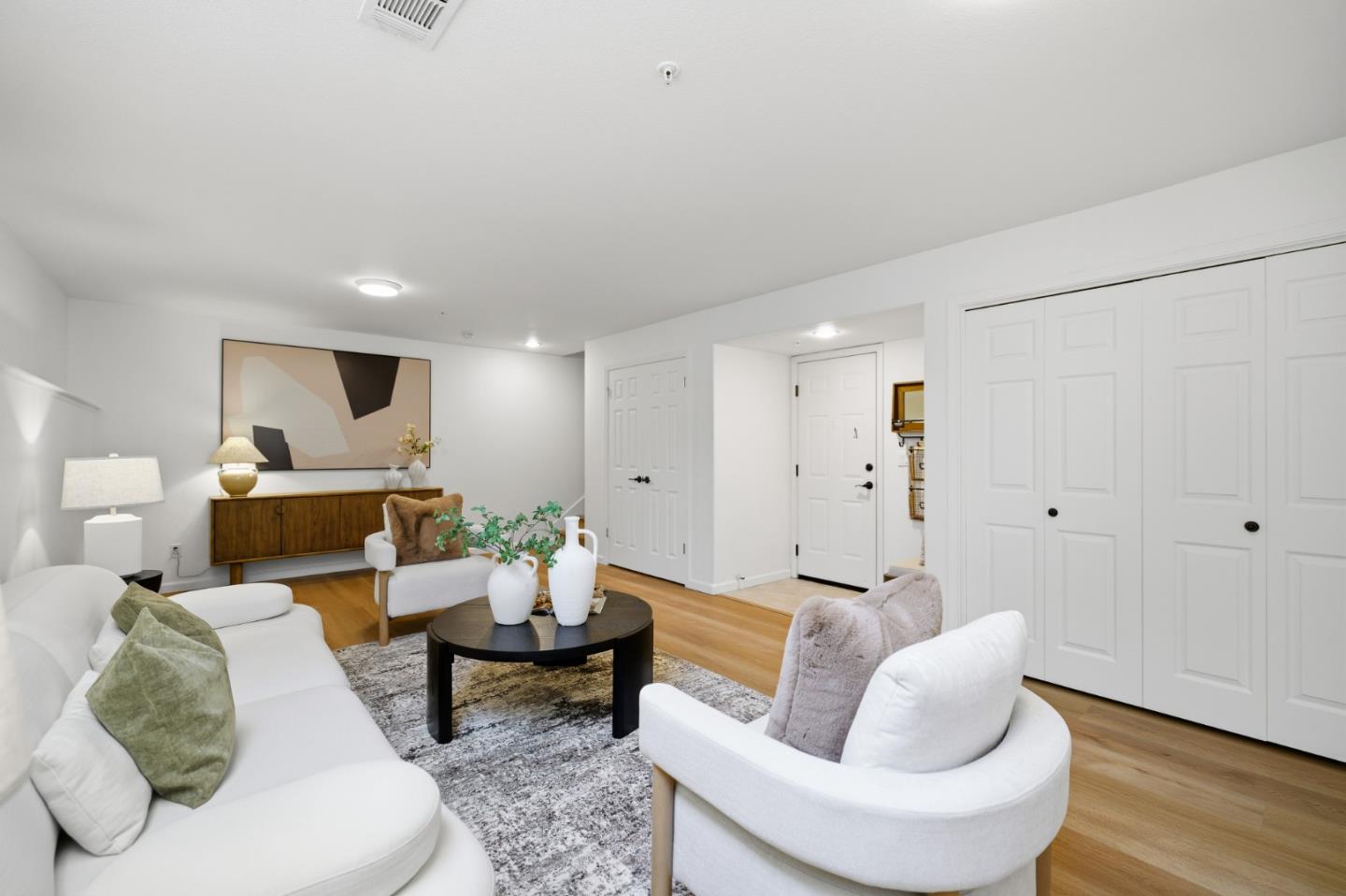 1152 La Rochelle Terrace F