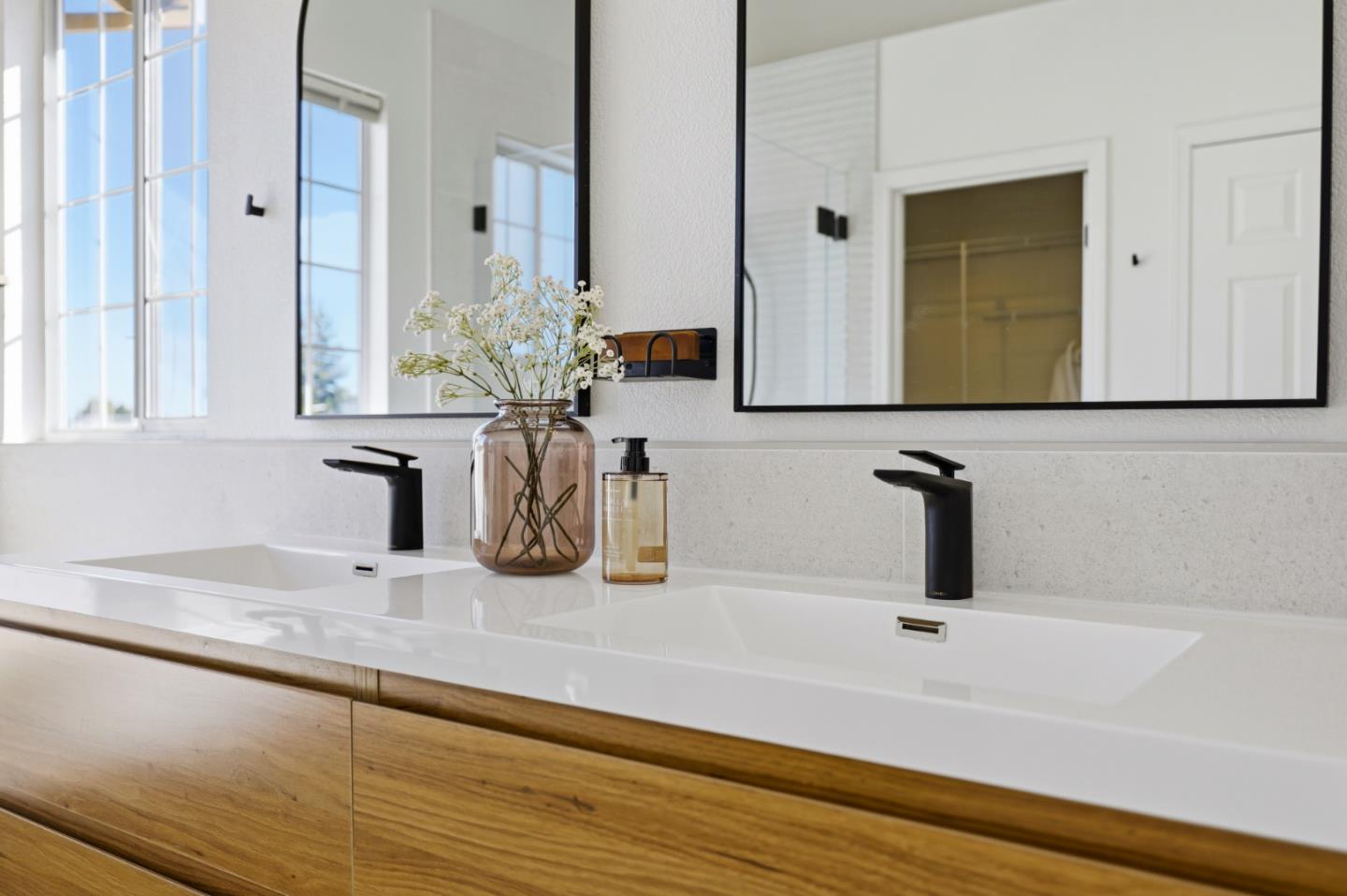 1152 La Rochelle Terrace F