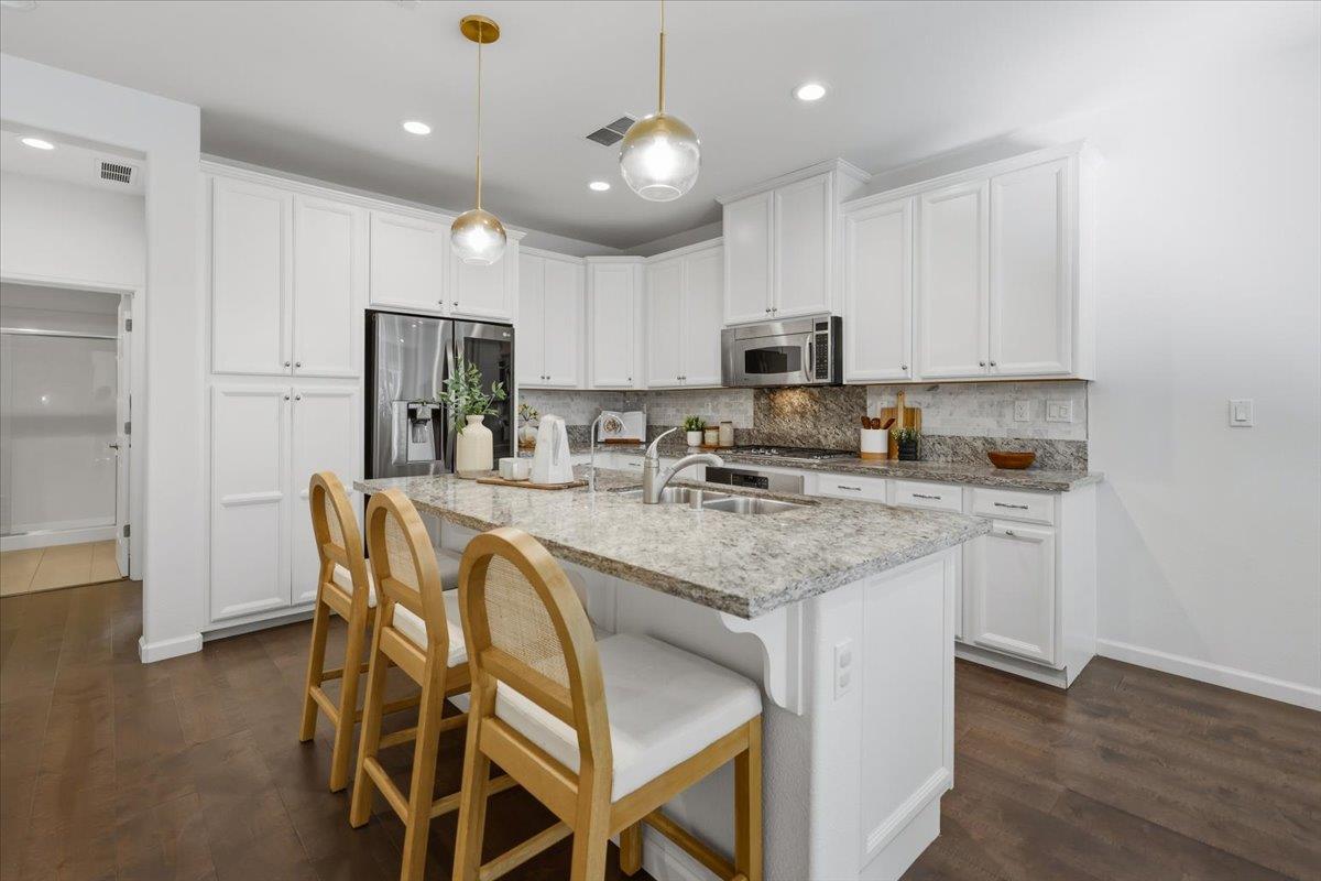 381 Charles Morris Terrace