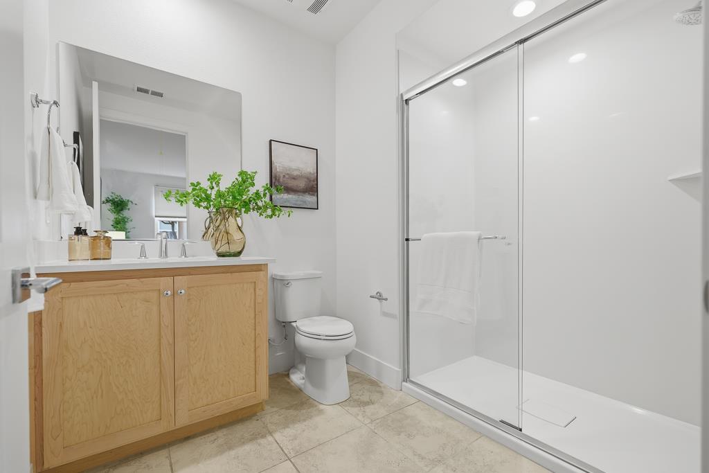 3675 Broadcast Common