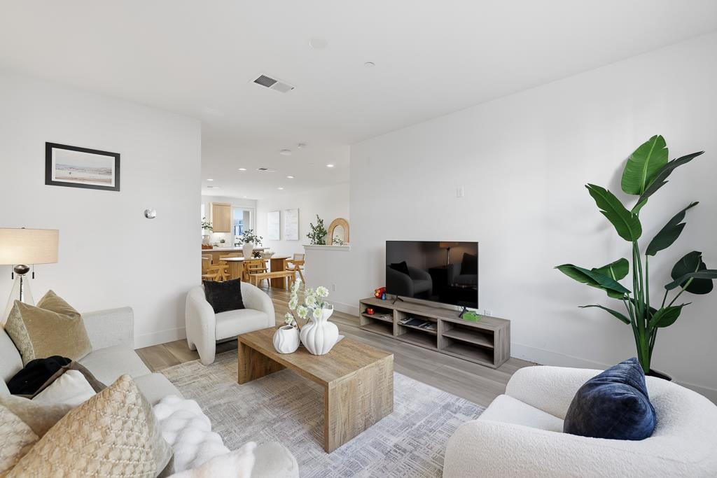 3675 Broadcast Common