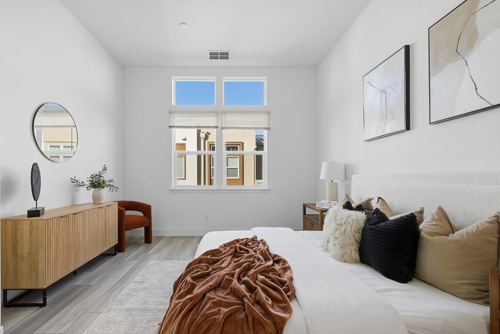 3675 Broadcast Common