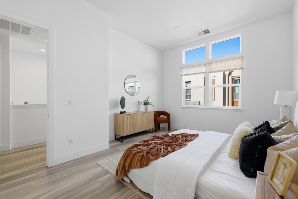 3675 Broadcast Common