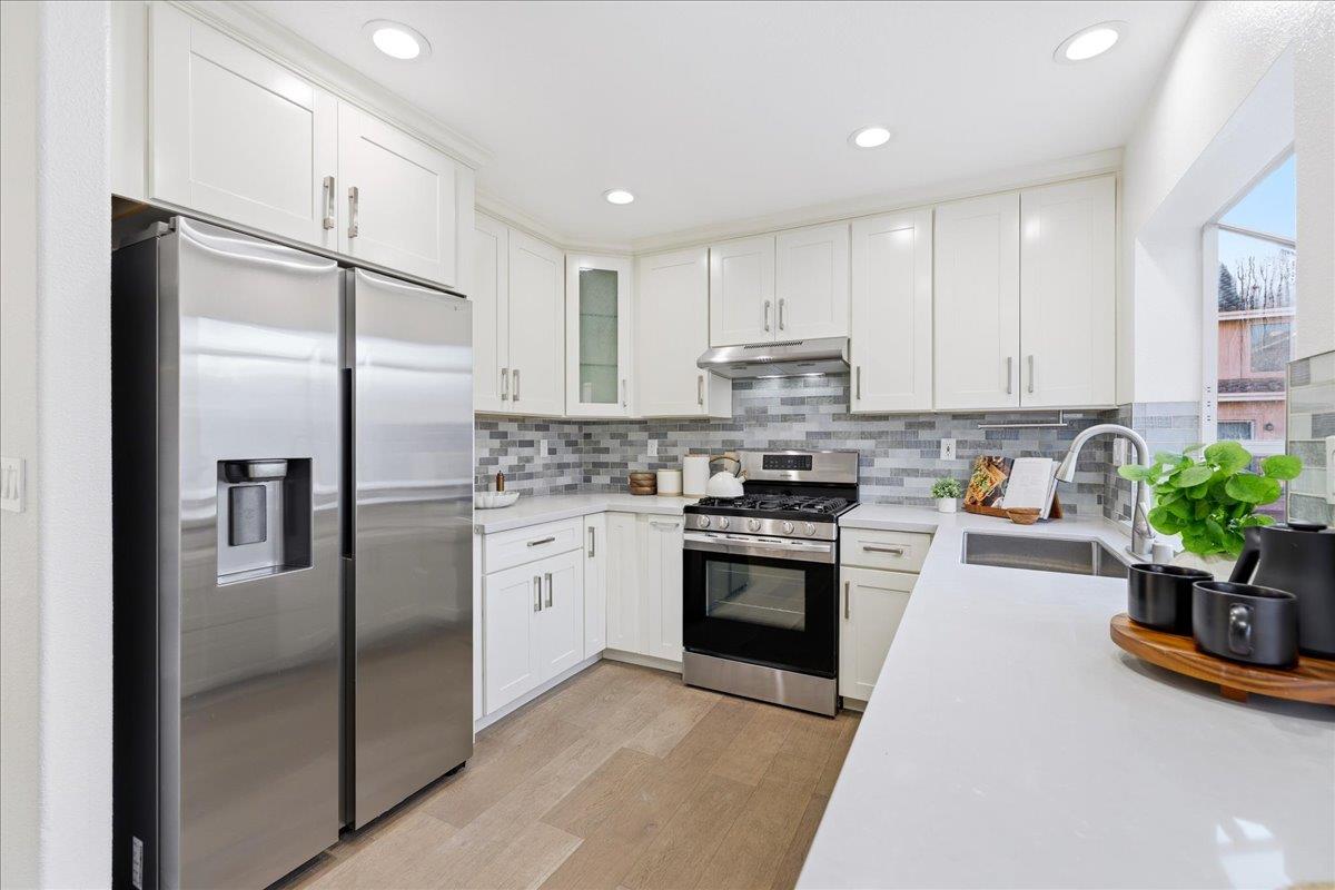 6031 Commerce Drive 7