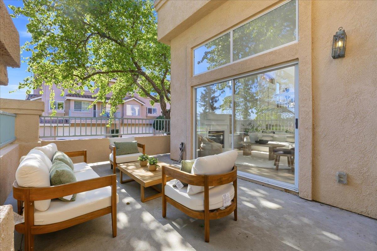 6031 Commerce Drive 7