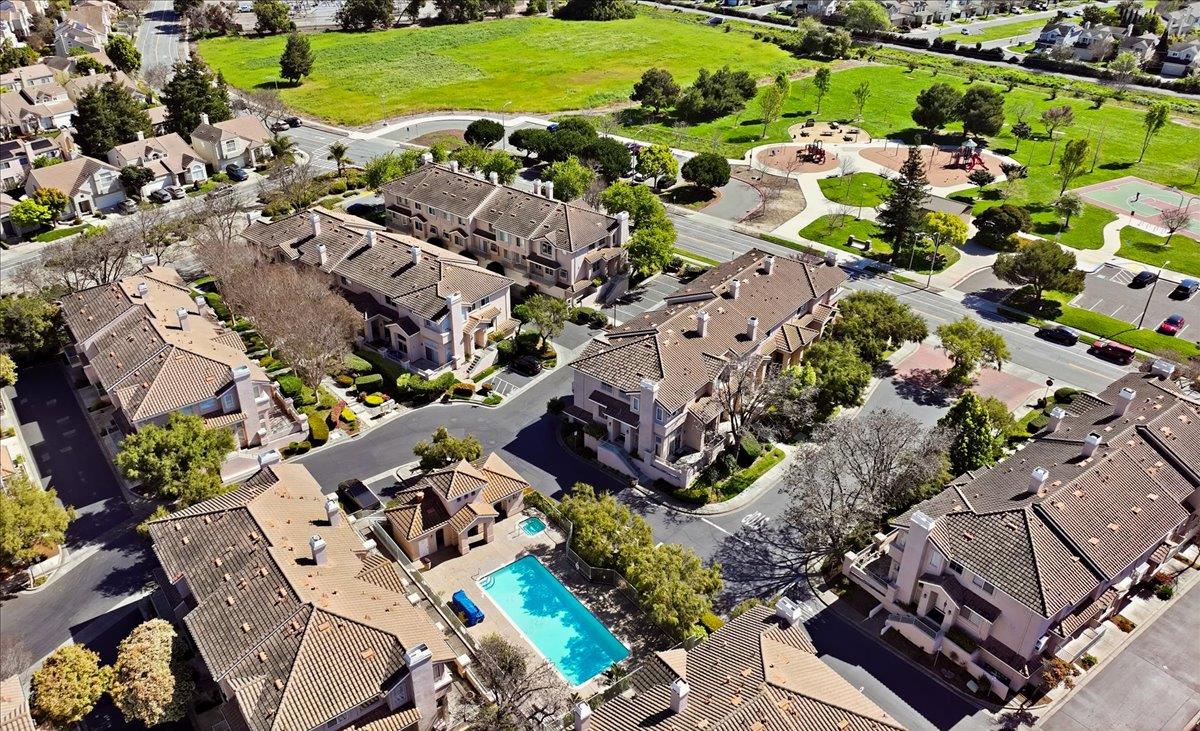 6031 Commerce Drive 7