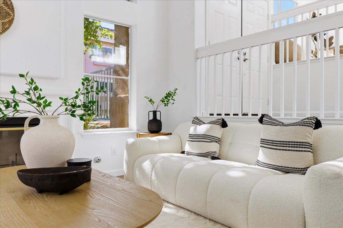 6031 Commerce Drive 7