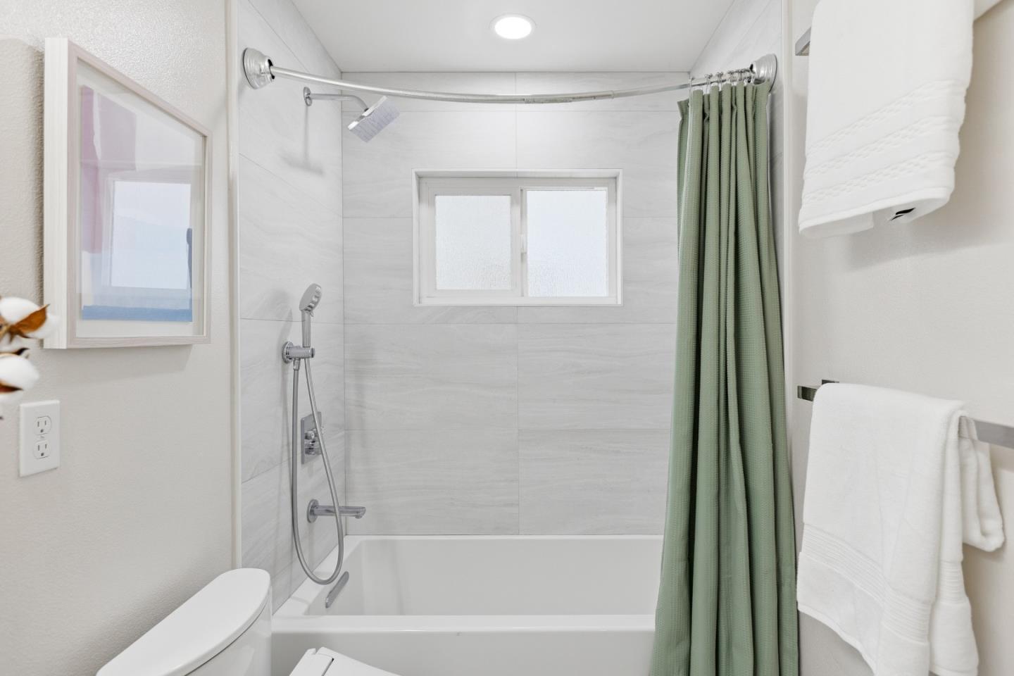 2242 Cabrillo Avenue