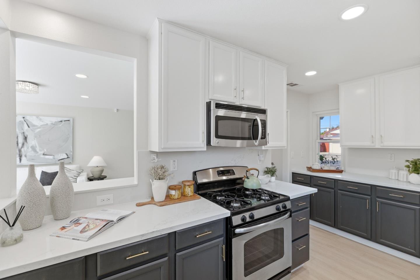 2242 Cabrillo Avenue