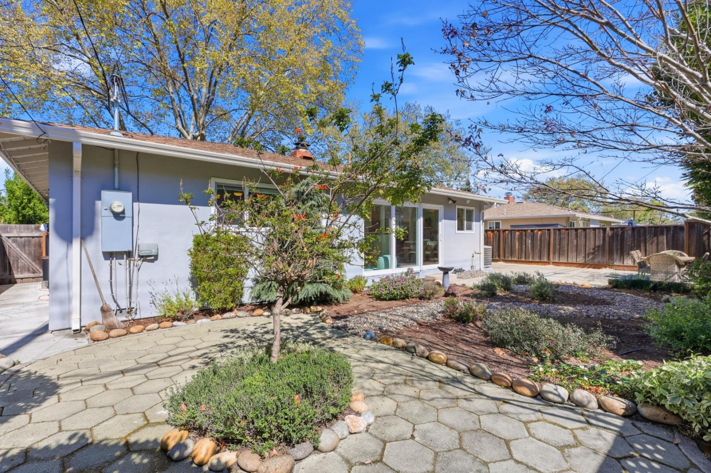 2242 Cabrillo Avenue