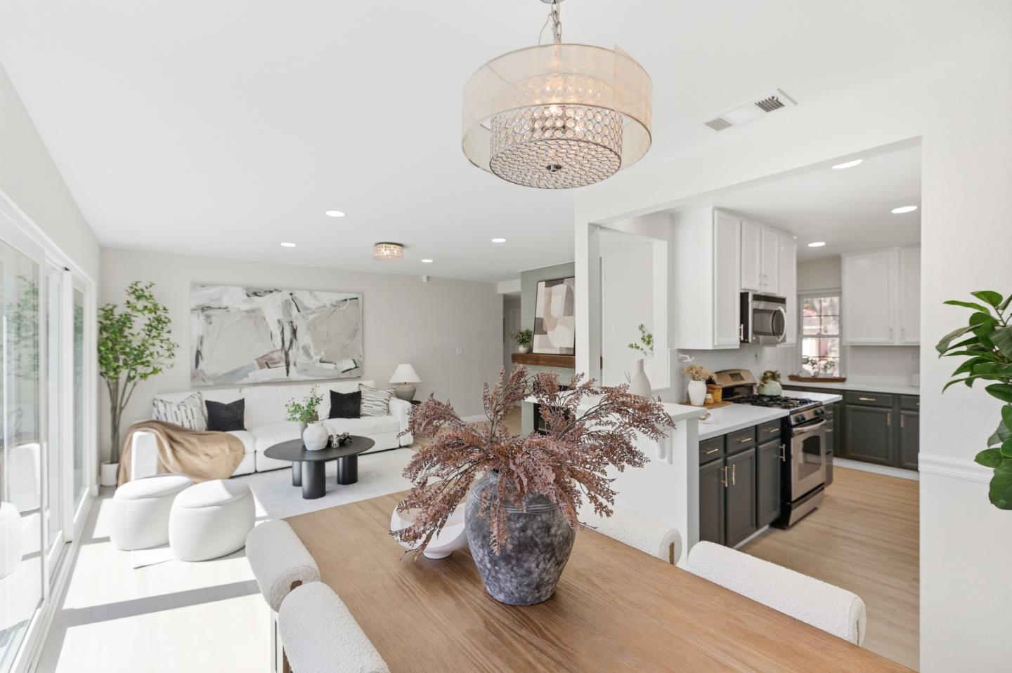 2242 Cabrillo Avenue