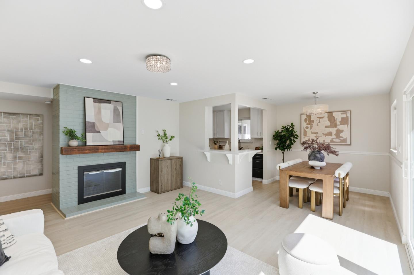 2242 Cabrillo Avenue