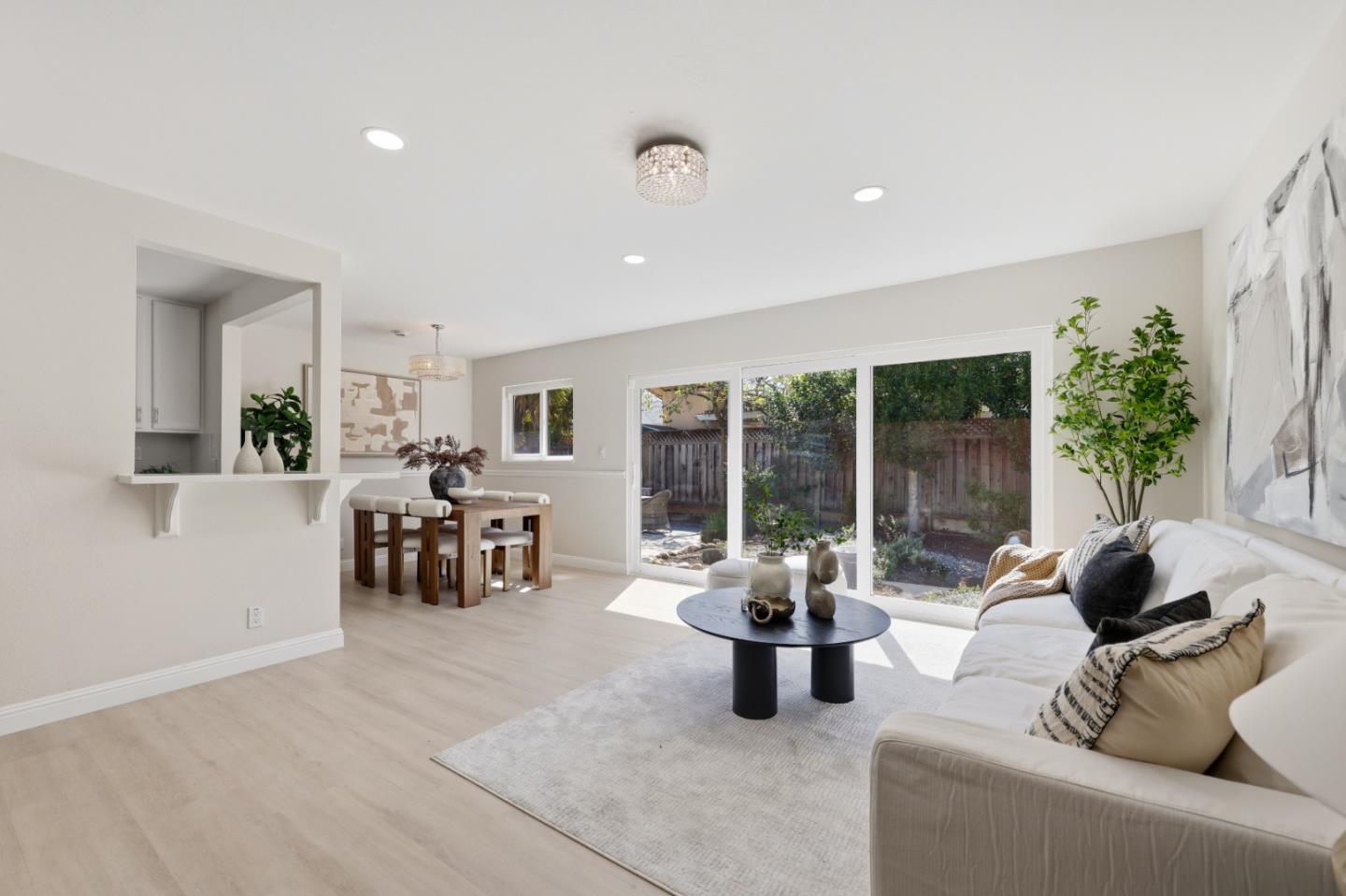 2242 Cabrillo Avenue