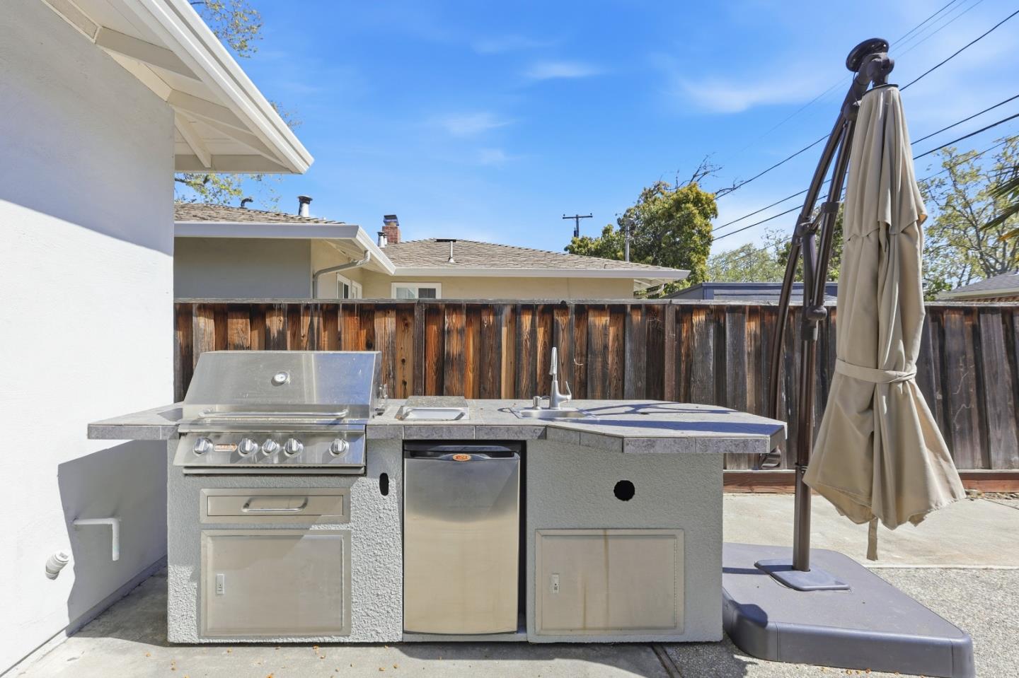 2242 Cabrillo Avenue