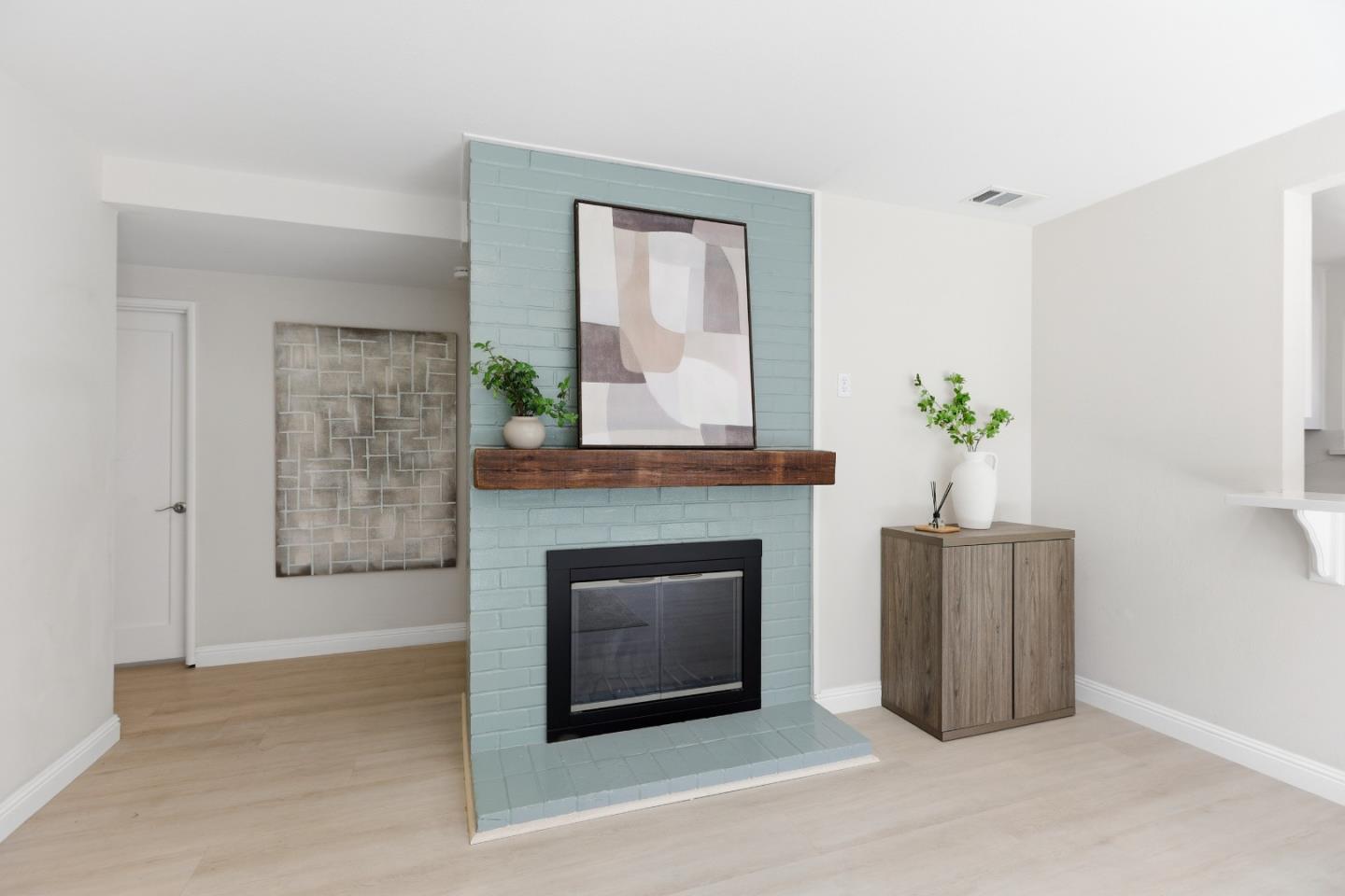 2242 Cabrillo Avenue