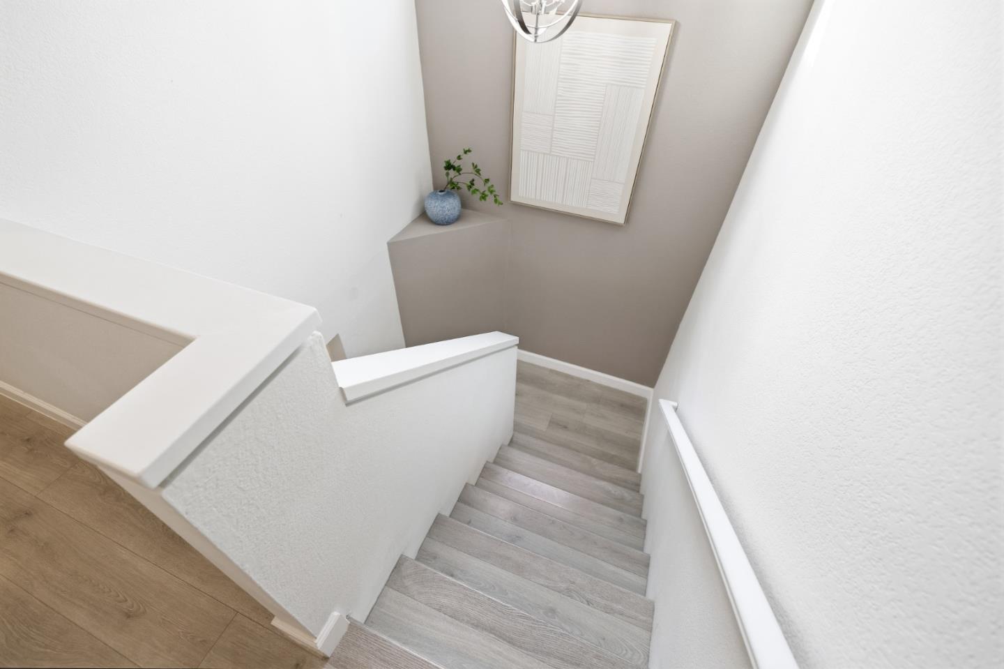 2896 Barrington Terrace