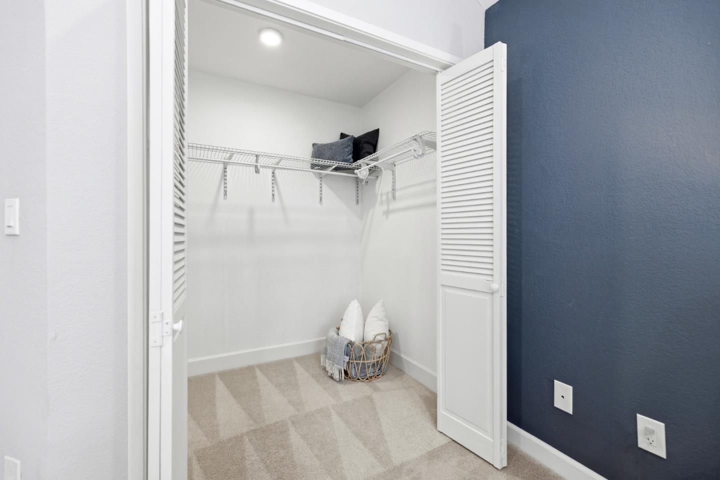 2896 Barrington Terrace