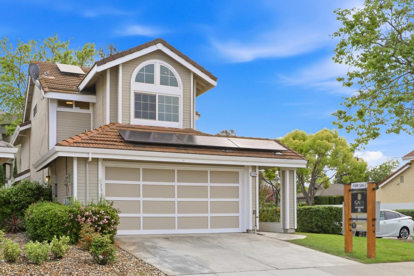 2896 Barrington Terrace