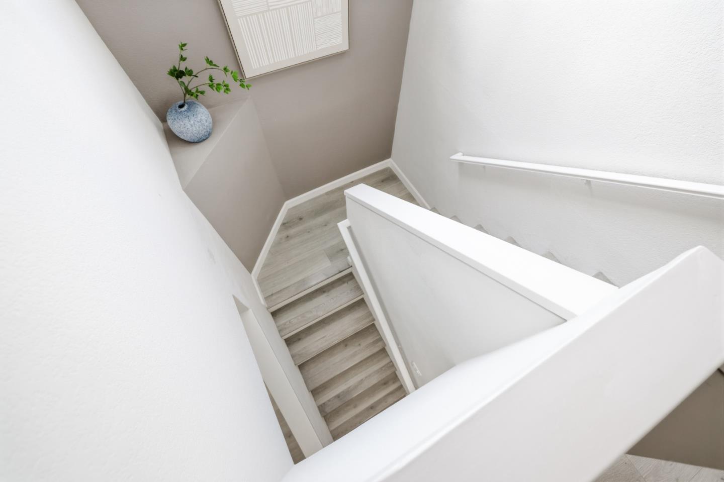 2896 Barrington Terrace