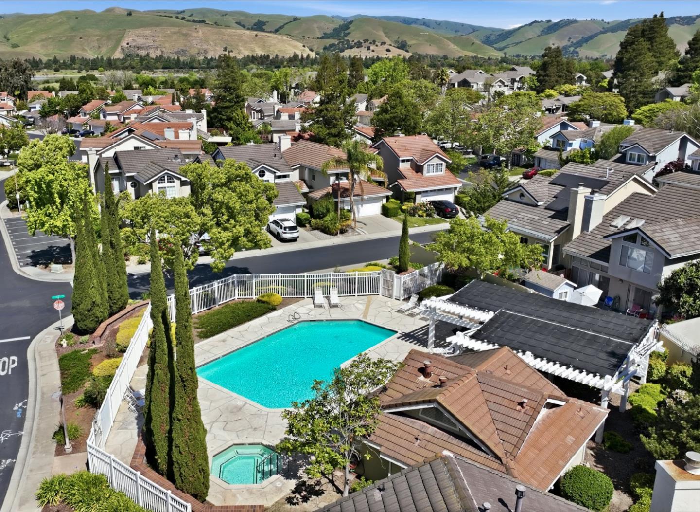 2896 Barrington Terrace