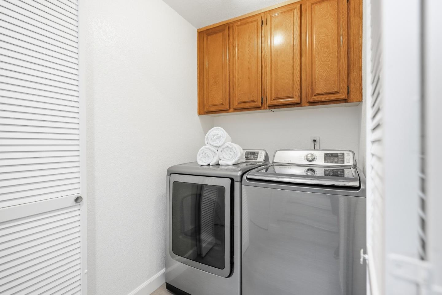 2896 Barrington Terrace