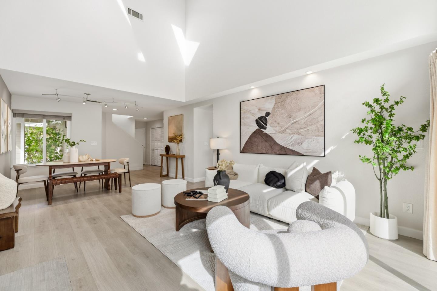 2896 Barrington Terrace