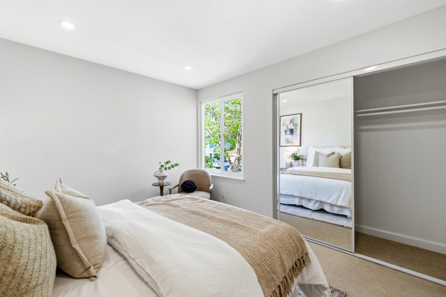 2896 Barrington Terrace