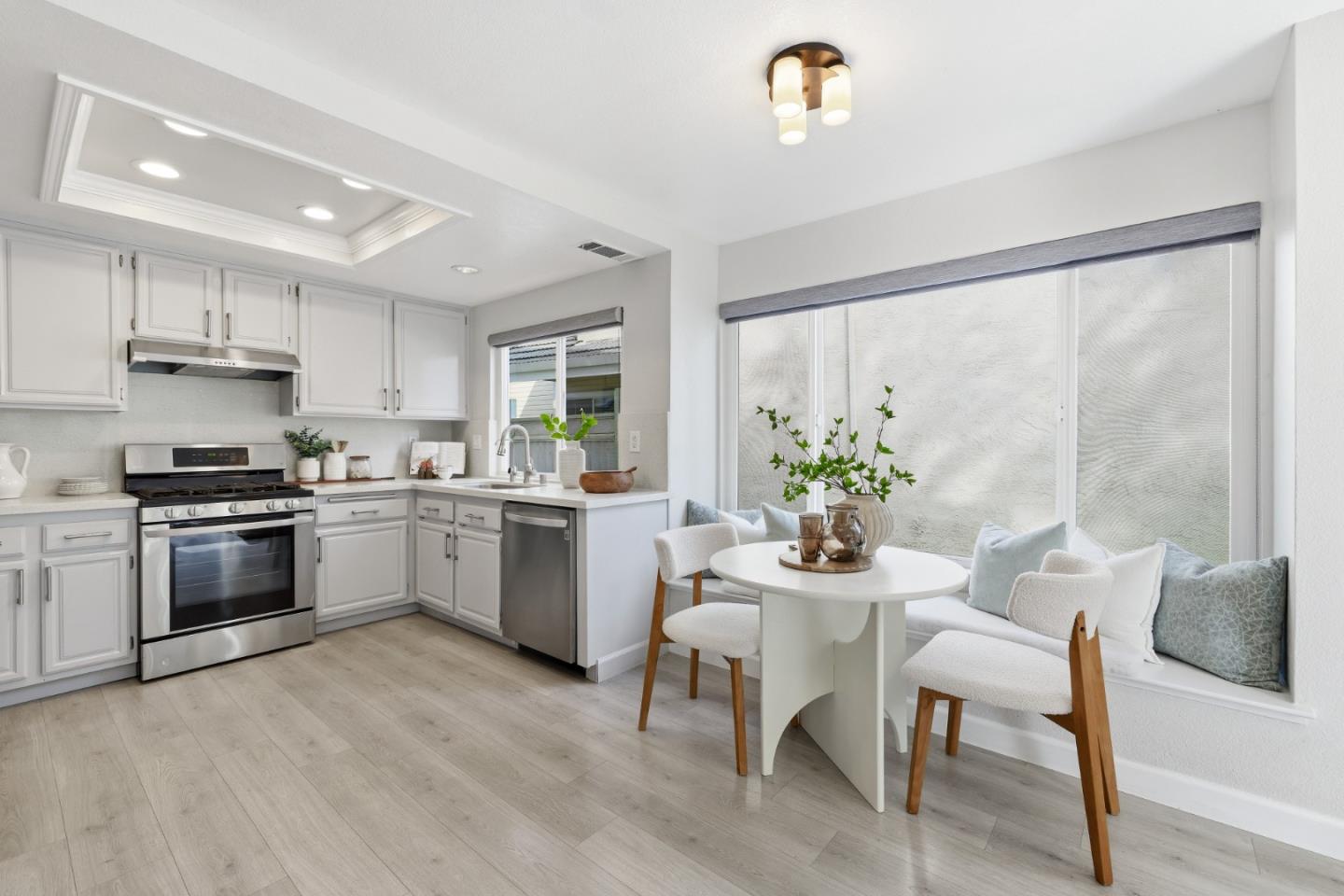 2896 Barrington Terrace