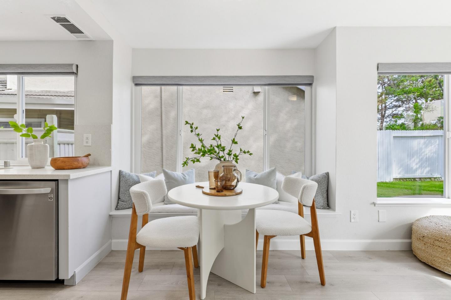 2896 Barrington Terrace