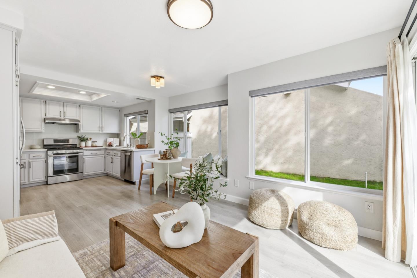 2896 Barrington Terrace