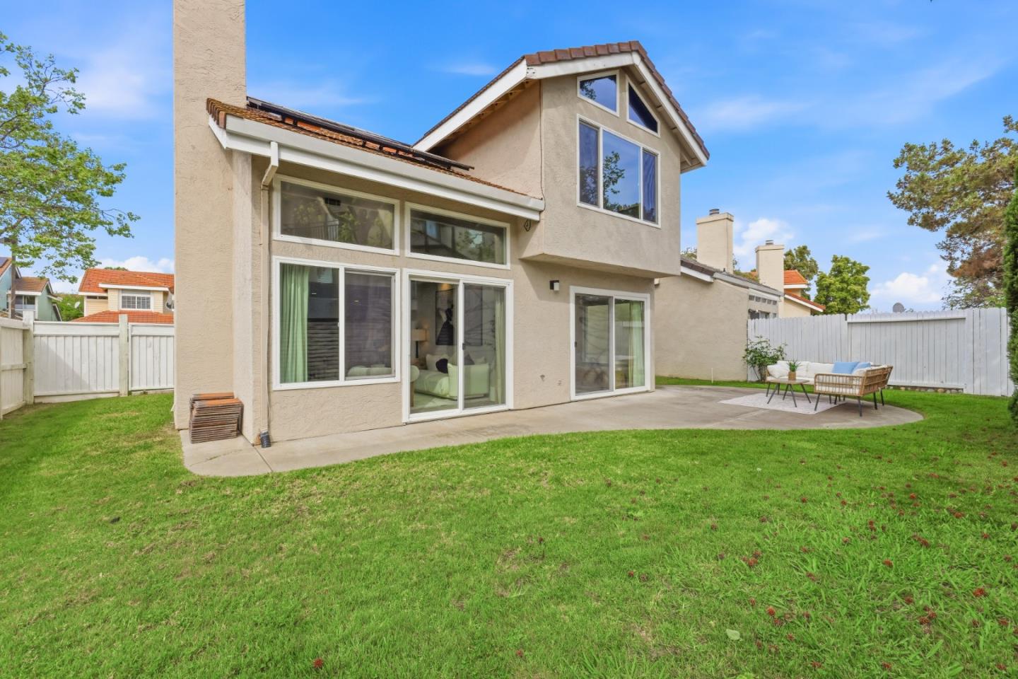 2896 Barrington Terrace