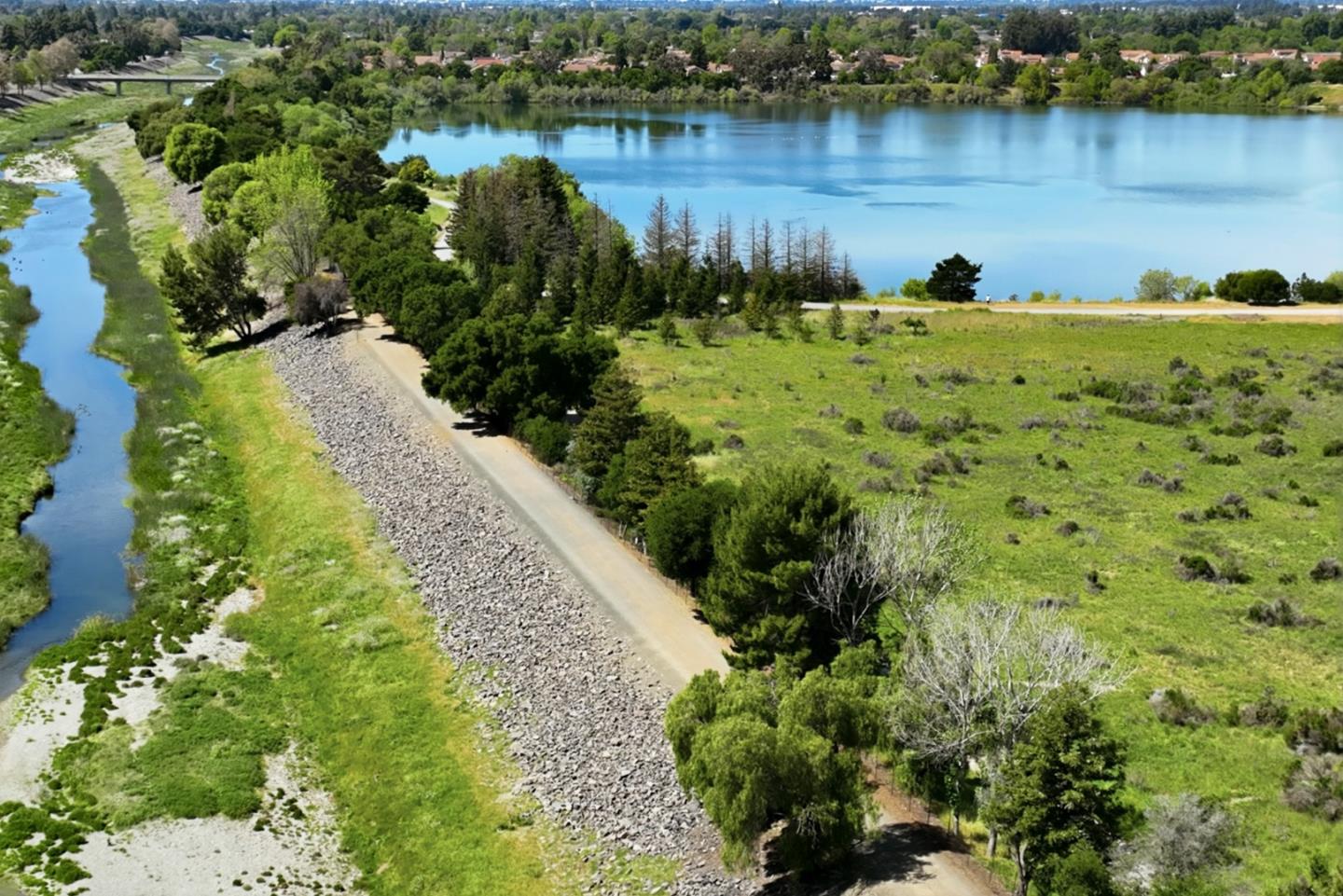 2896 Barrington Terrace