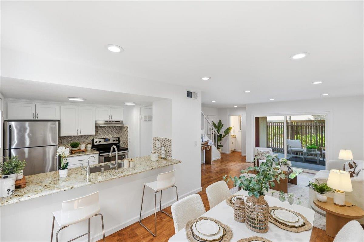 236 East Red Oak Drive B