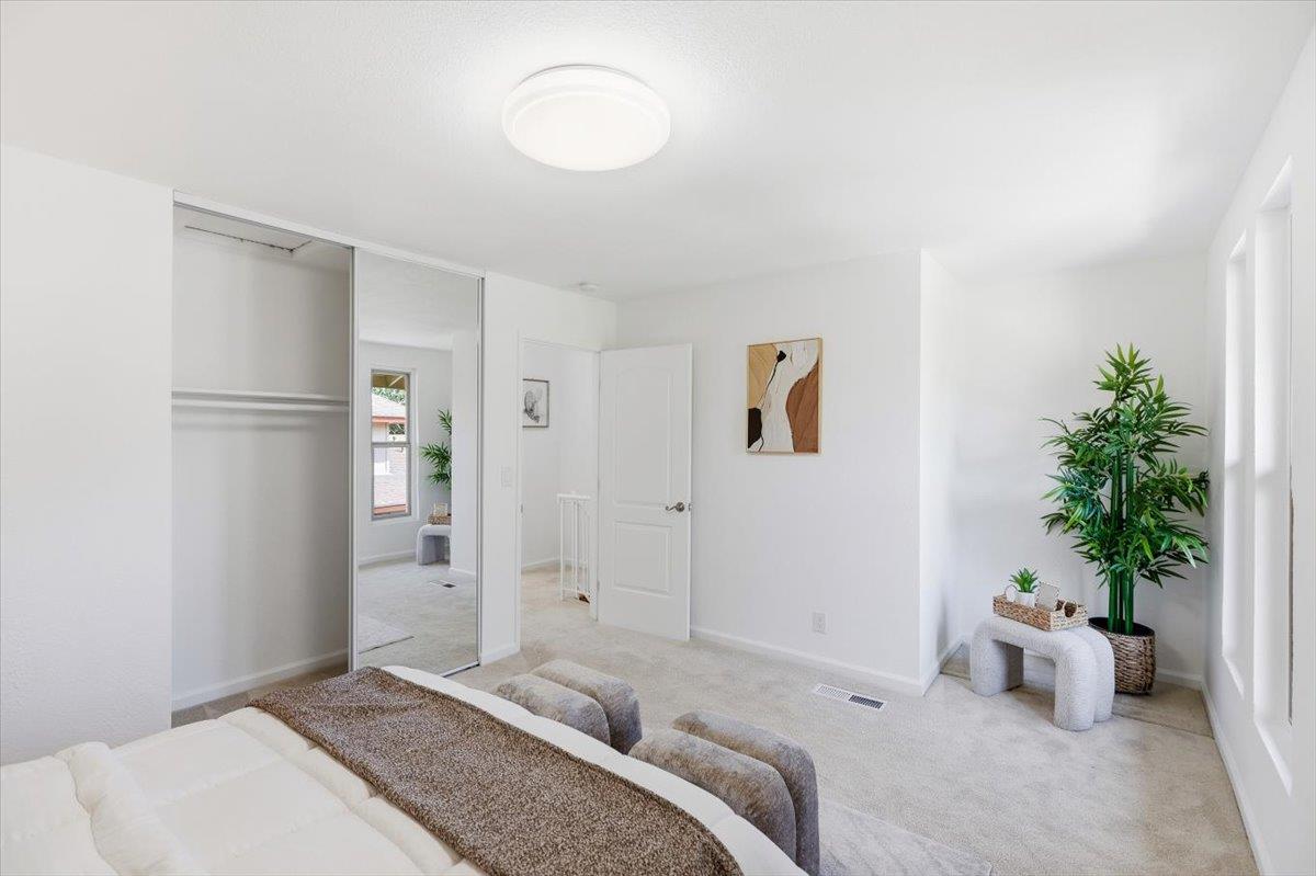 236 East Red Oak Drive B