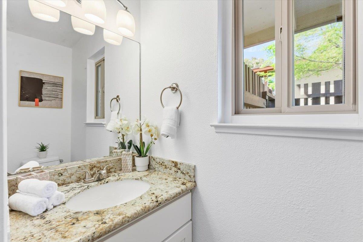 236 East Red Oak Drive B