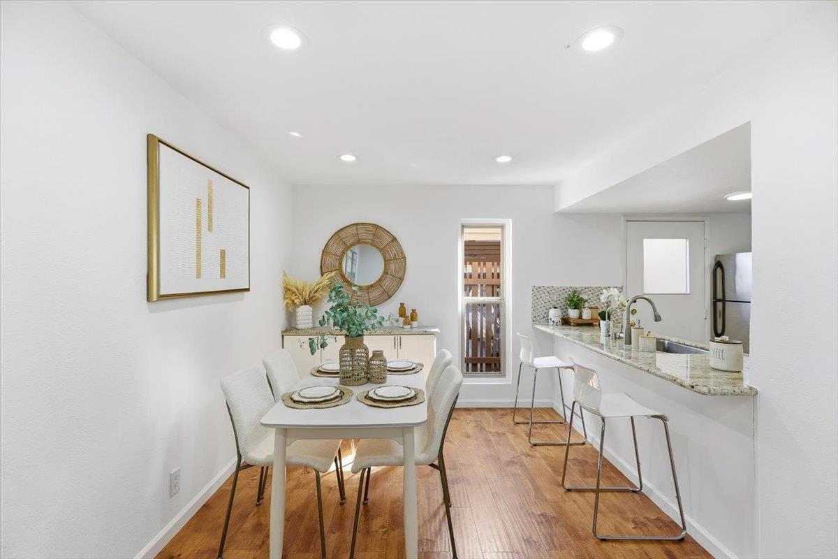 236 East Red Oak Drive B