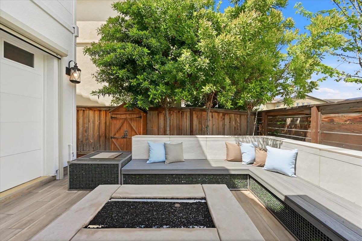 39502 South Darner Drive