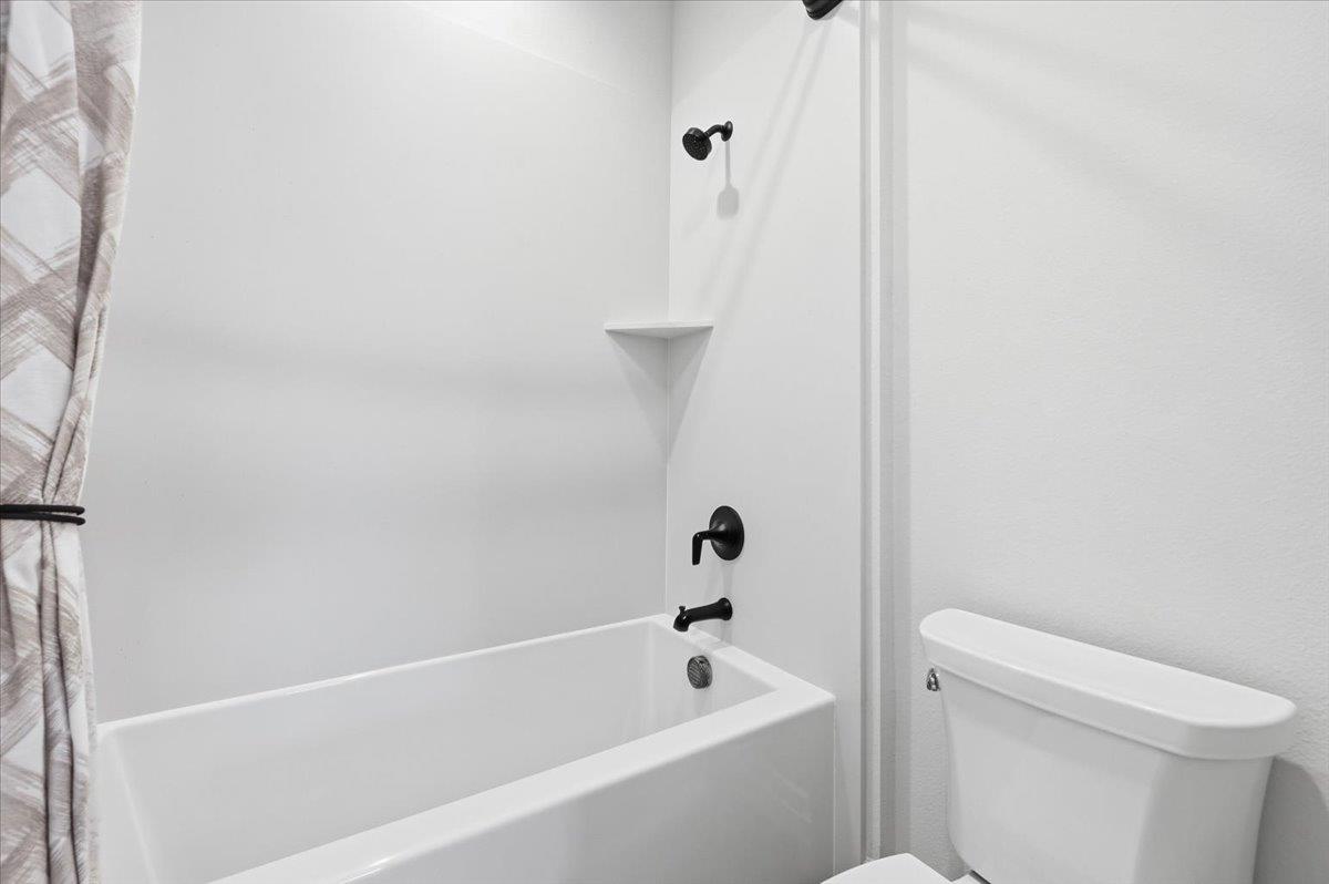 39502 South Darner Drive