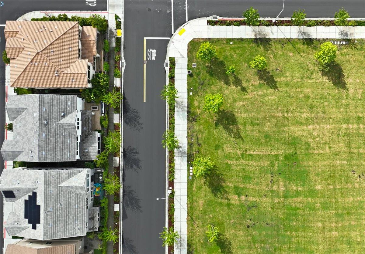 39502 South Darner Drive