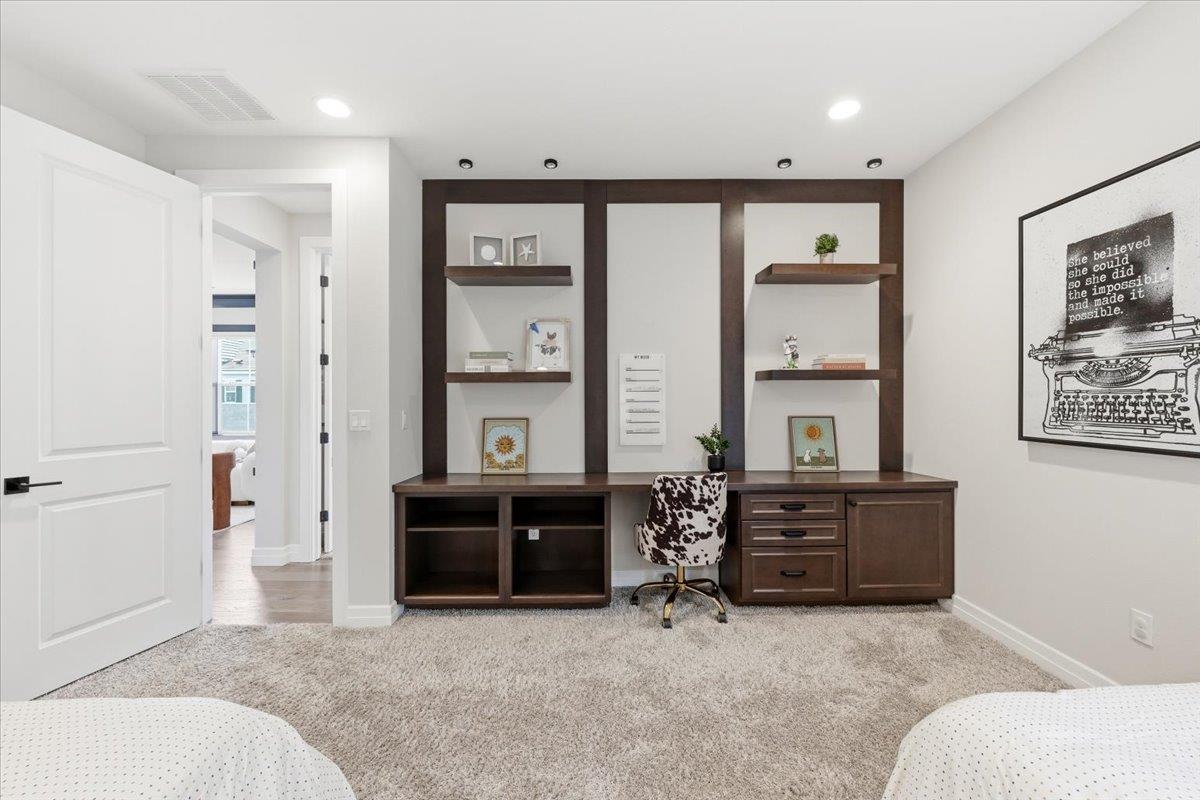 39502 South Darner Drive