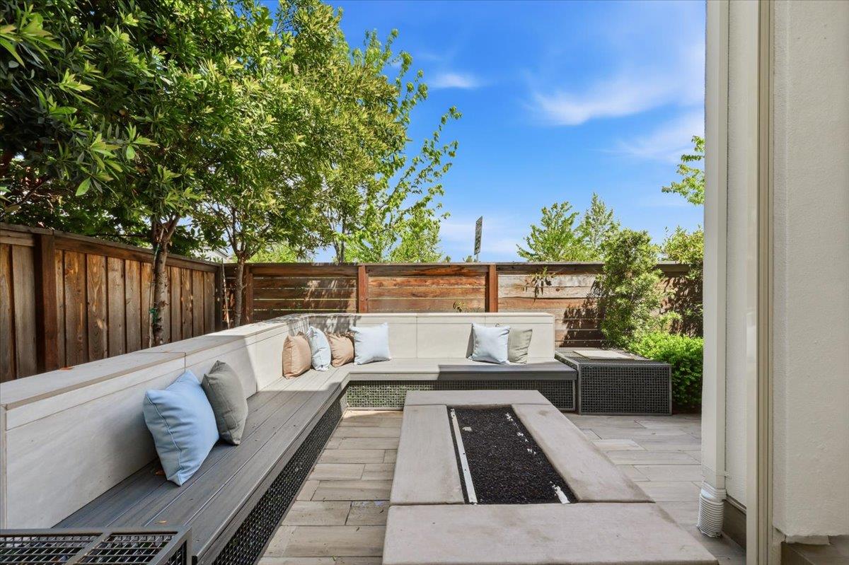 39502 South Darner Drive