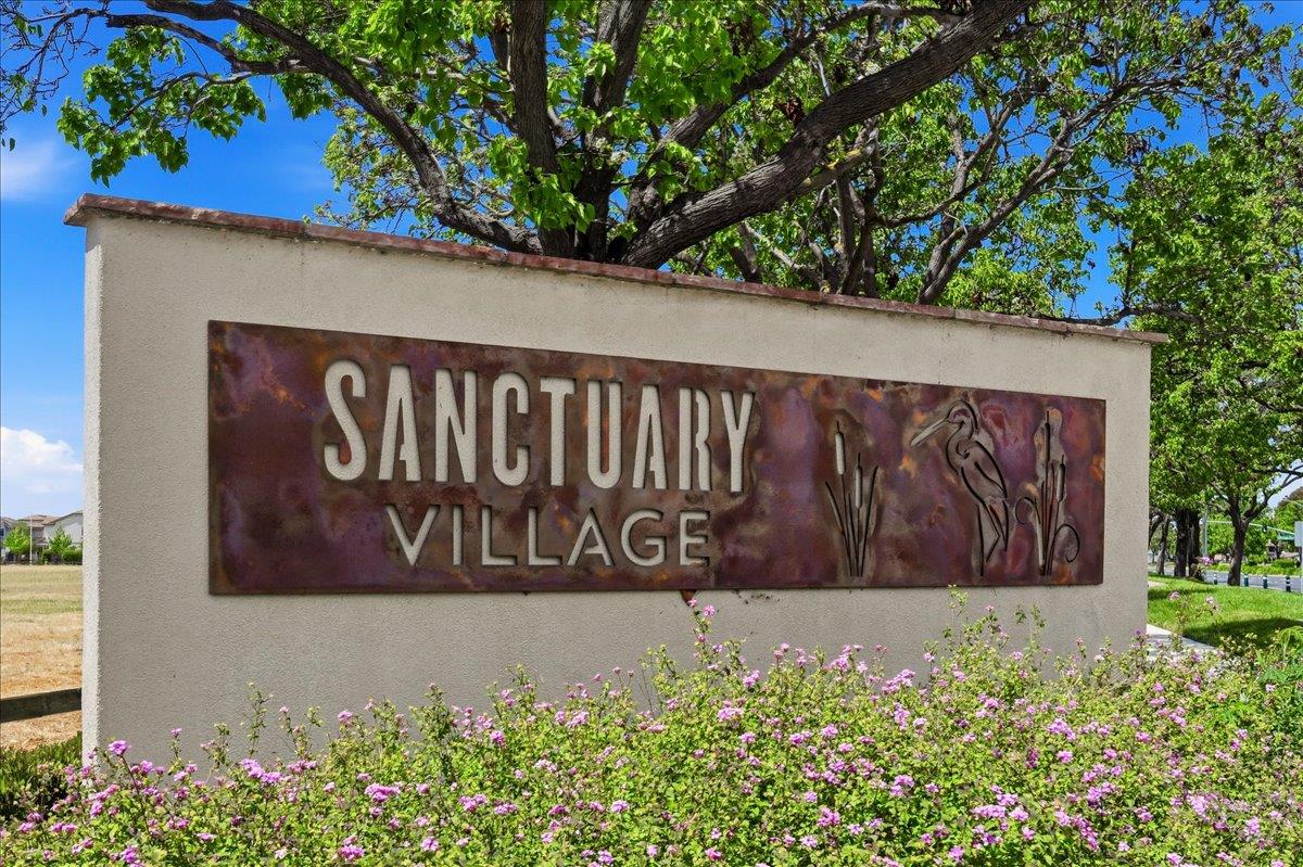 39502 South Darner Drive