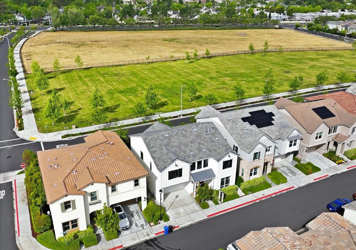 39502 South Darner Drive