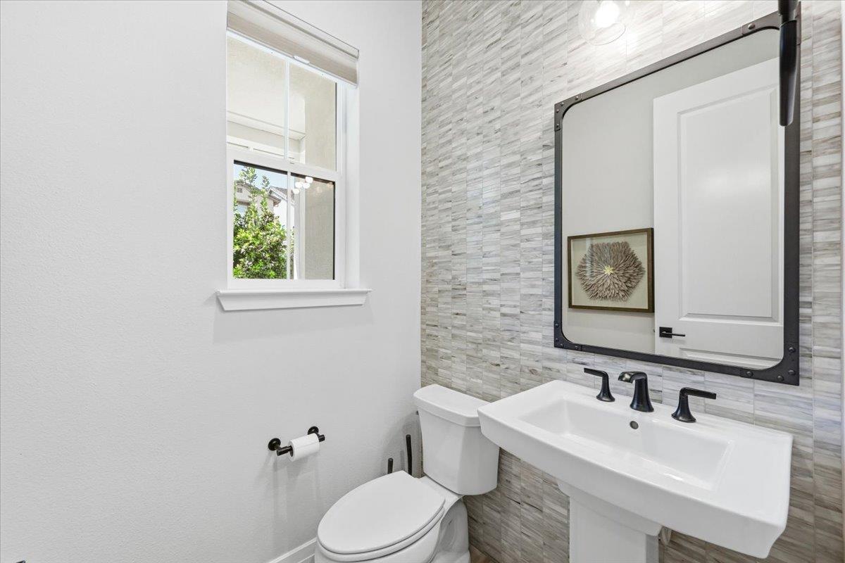 39502 South Darner Drive